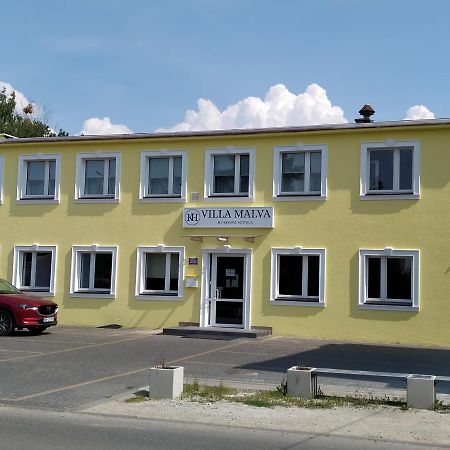 Villa Malva Łomianki Buitenkant foto